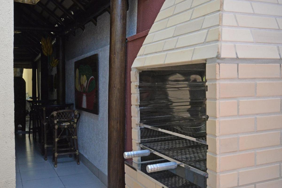 בומבינאס Hotel Kima מראה חיצוני תמונה